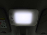 4WD☆純正8インチナビ☆フルセグTV☆バックカメラ☆ETC☆フリップダウンモニター☆中古スタッドレスアルミ付☆プラズマクラスター搭載ルームランプ☆後席サンシェード☆両側パワスラ☆