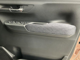 【現車確認及び来店納車のお願い】この対応は、メール等での車両状態のイメージの食い違いや、輸送中の傷でお客様にご迷惑をお掛けしない為の措置ですので、ご理解頂きますようお願い申し上げます。
