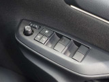 パワーウインドウを装備しております!後席ウインドゥの閉め忘れも運転席で解決できます♪