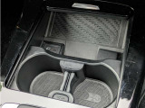 指定工場完備!オイル交換からお車の車検など幅広くご対応可能です!メンテナンスなどに関してもご相談下さい!