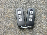 【キーレス】離れた場所から鍵を閉めたか忘れてしまった!そんな時もリモコンボタンを押すだけで施錠できます!