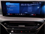 純正HDDナビです。とても使いやすく、Bluetooth&USBオーディオインターフェイスで、電話も音楽も楽しめます。