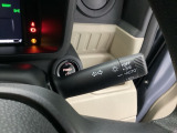 【オートライト(AUTO)】外の明るさをシステムが感知して、自動でヘッドライトが点灯します!ヘッドライトをつけ忘れを防ぐ便利機能です
