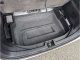 お車が売約となっても手は抜きません!販売部門による売約試乗を行ない、整備部門に指示をだします!