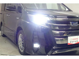 話題のLEDヘッドランプが採用されております! 省電力で長寿命、しかもとても明るく熱くなりにくい性質を持ったライトになります。虫も寄ってきにくい性質も持っております。