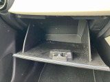 十分な容量のグローブボックス