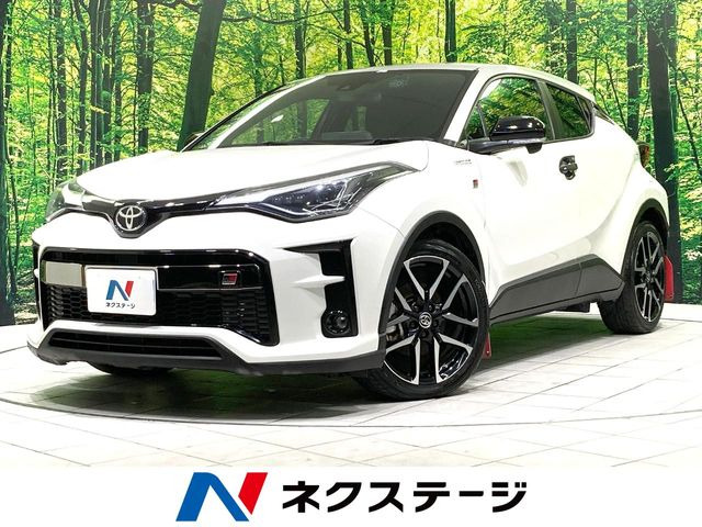 C-HR ハイブリッド 1.8 S GR スポーツ 