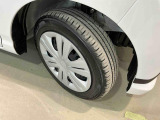 安全・安心な走行のために、納車前にダイハツのクルマを知り尽くしたエキスパートが基本性能に関わる機能や状態を徹底的に点検。消耗部品の交換など法定12ヶ月点検相当の点検・整備を実施しております。