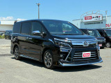 ●仕入れ段階で徹底したチェックを行い、厳しい審査にパスした車だけを展示・販売しています。弊社ではこれをプロチェックと呼び、数十の独自チェック項目に基づき、車の状態を調べ上げています。