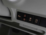 各操作スイッチなども使いやすい位置に配置されています!