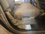 手頃な軽自動車を50台規模で取り揃えております♪