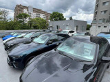 121項目に及ぶ厳格な品質基準をクリアした選りすぐりの認定中古車を展示しております。