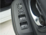 ◆パワーウィンドウスイッチ◆運転席から全席の窓の開閉操作を行うことが出来いつでも換気ができます!