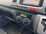 当店は、お車をご購入していただいてからが、お客様との本当のお付き合いと考えております。購入後のお車の故障や点検・整備などお気軽にご相談ください。