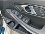 遠方のお客様大歓迎です。お気軽にお問い合わせ下さいませ。全国各BMW正規販売店で保証サービスを受けられるようご納車させて頂きますますのでご安心下さいませ!