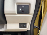 片側電動スライドドア装備!運転席よりボタン一つで開閉可能です。