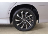 純正17AW!タイヤサイズは205/55R17になります!