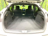 後席を格納すると、これだけの広さが!シーンに合わせたシートアレンジで、大きな荷物も積むことが出来ます♪