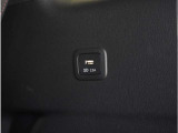 USBソケットも装備しており、スマホ充電に助かります。