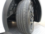 タイヤサイズは195/60R17となっております♪