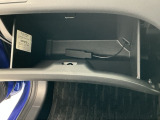 【グローブボックス】収納スペースが沢山あるので車内が散らからずに助かります。ちょっとした物を入れるのにいいですね♪