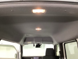 コンテナ型の室内空間はスペースをムダなく使い、たくさんの荷物を積む事が可能です。