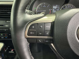 ステアリングスイッチ装備!運転しながら手元でオーディオの操作などができます。
