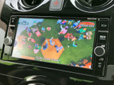 停車時に映像を楽しめるエンターテイメント機能。移動時間を有効活用できます。お好みの番組を視聴して、リラックスしたひとときを過ごしましょう。