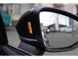 サイドアシスト装備車 ミラー内側のLEDにより死角による事故を軽減。