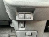前席のシートヒーターになります。