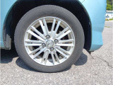 社外アルミホイール 155/65R14 新品夏タイヤをお付けしてのご納車にまります(^^♪