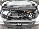 i-VTECエンジンを搭載しています。街中や坂道での加速や高速道路での力強さなどHondaならではの走りを体感できます。毎日乗るクルマとして大事な燃費性能にもこだわりました。