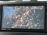 停車時に、お好みの番組を視聴できます。エンターテイメント機能で、休憩時間も充実したひとときを過ごせます。