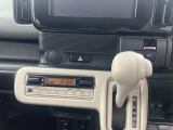 インパネシフトで足もと広々☆