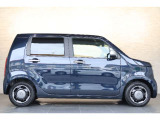 当社の優秀なスタッフがしっかり点検整備をさせていただいてからご納車いたします!さらに!エンジンオイル、エレメント・ミッションオイル・ワイパーゴムを新品交換になります!これで安心して乗って頂けます!