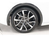 タイヤサイズ(195/50R19)です。