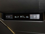 リヤオートエアコンを装備しております。