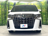 弊社では、全車『修復歴なし』のお車のみ取り扱っております。専任バイヤーによる厳選した仕入れの後、入庫後の車両チェックを行い、ネクステージが認定した高品質な中古車をご提供しております。