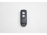 スマートキーはカバンの中やポケットに携帯するだけでドアロックの開閉・エンジンスタートが可能です!