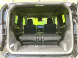 普段のお買い物や通勤、送迎等に十分な荷室スペースを確保しております。セカンドシートを倒すと、大きな荷物の積載も可能です♪