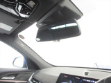 BMWのほぼすべてのモデルで、ETC2.0(DSRC対応)のETC車載器がルームミラーにスマートに内蔵されています。