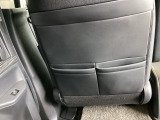 シートポケット装備。小物を入れたりできて便利です