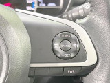 【レーダークルーズコントロール】高速道路での長距離走行が楽に!!自動で速度を保つクルーズコントロールが、衝突軽減システムと連携し、前方の車両を感知して車間を保つように速度調節してくれます!!
