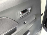 ☆車内の隅々まで徹底クリーニング!目に見えない汚れも落とします!除菌ウイルス除去・消臭でお子様にも安心!