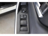 スイッチ類もきれいに。車内もボディも隅々までクリーニング。