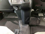 納車前にはプロのメカニックが点検、整備を行いますので安心してお乗り頂けます!!