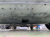 当社は自社認証整備工場も完備しており、納車前整備や一般車検・点検など、お客様が安心して長くお使い頂ける様にメンテナンス面に対して細かく整備しております。ご納車もご安心下さい