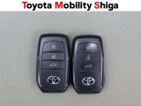 スマートキー2本付き!キーをポケットやカバンに入れておくだけでドアの施錠・開錠やエンジンスタートの操作が簡単です!