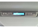 禁煙車です。シートの汚れも臭いもほとんど気になりません。