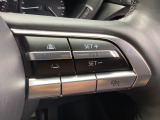 MRCC(マツダレーダークルーズコントロール)は先行車との車間を維持しながら追従走行を行い、長距離でのドライバー負担を軽減させてくれます。
